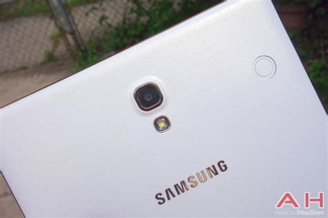 Report: Samsung Plans To Release An 18.4-Inch Tablet