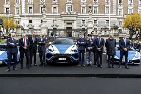 This Special Lamborghini Urus Performante Is Italy’s Latest Police Car ...