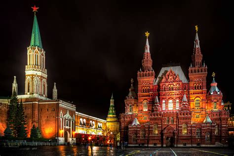 Download Russia Red Square At Night Wallpaper | Wallpapers.com