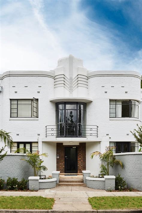 Block of art deco apartments, Melbourne : r/ArtDeco