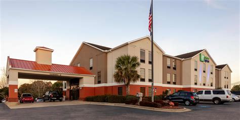 Holiday Inn Express & Suites Milton East I-10 - Milton, United States