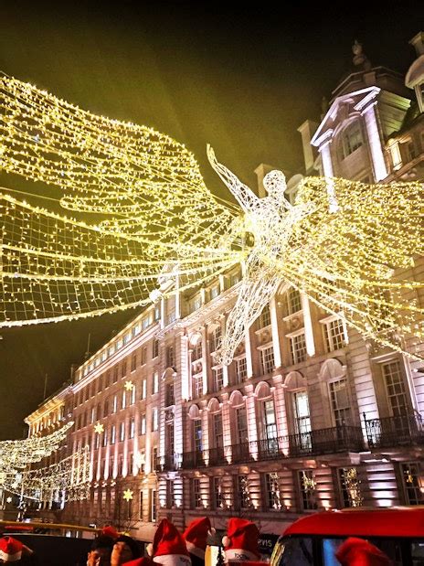 Christmas Lights Bus Tour London 2024 | Guided Tours