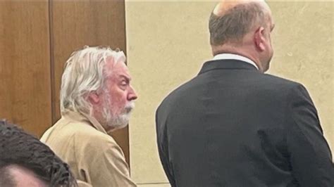 Convicted killer Drew Peterson seeks new trial amid allegations against former attorney | FOX 32 ...