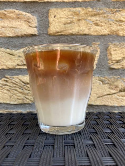 Iced Macchiato: What Is It and How to Make It at Home?