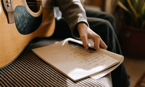 Songwriting 101: 5 Tips for Better Lyric Writing