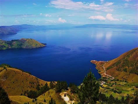 Paket Wisata Danau Toba Sumatera Utara Pesona Indonesia