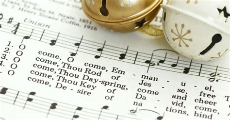 7 Beautiful Advent Hymns for Hope