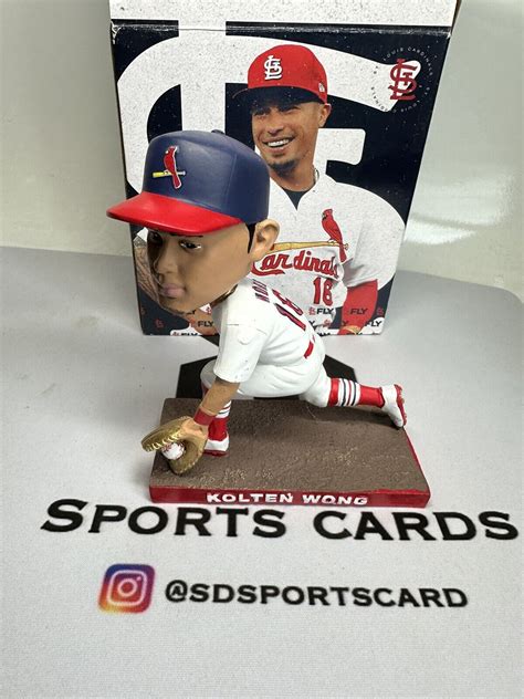 St. Louis Cardinals SGA Kolten Wong Gold Glove Bobblehead 9/29/2021 NEW ...