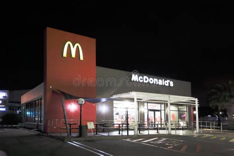 McDonald S In The Night Sky Editorial Image - Image of bulbs ...