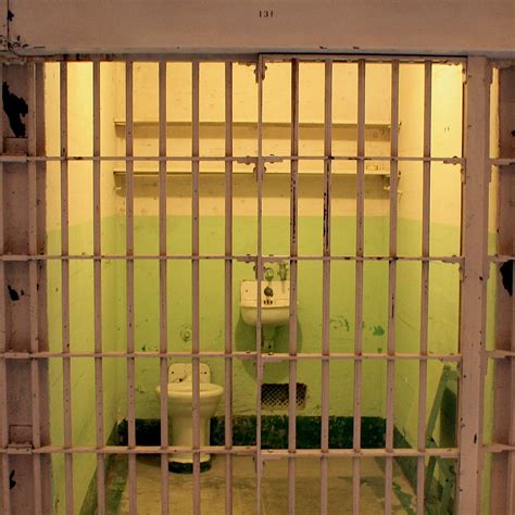 File:Alcatraz Island - prison cells cropped.jpg - Wikimedia Commons
