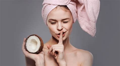 Benefits of Dry Coconut for Women