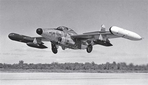 Northrop F-89 Scorpion: Photos, History, Specification