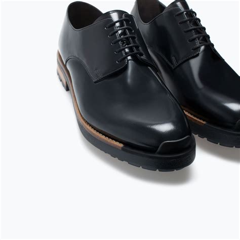 BLÜCHER MIT GEZAHNTEN NÄHTEN - Schuhe - HERREN | ZARA Deutschland | Dress shoes men, Leather ...