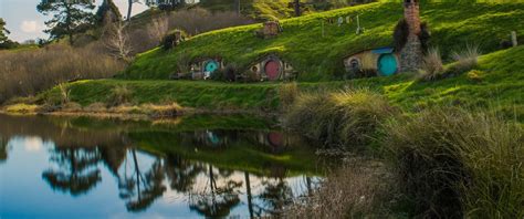 Hobbiton Movie Set Tours | Heli Me