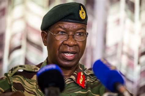 Zimbabwe Army Boss Is Said to Demand: Who Ordered Crackdown? - Bloomberg