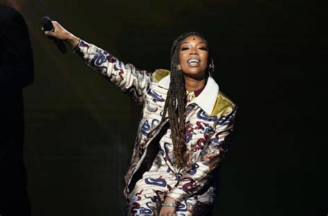 10 Best Brandy Songs of All Time - Singersroom.com