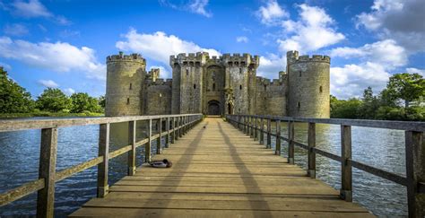 Bodiam Castle, Robertsbridge, East Sussex - Historic UK