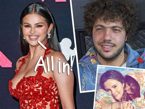 Selena Gomez & Benny Blanco's Families Think Their 'Amazing' Romance ...