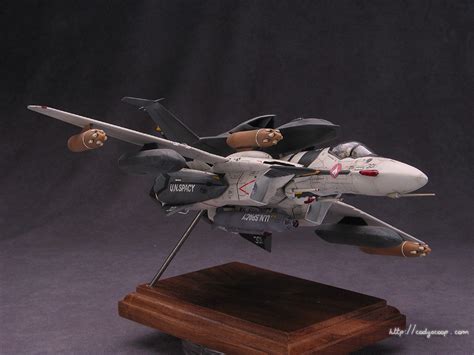 Macross Zero VF-0S Valkyrie with Ghost – Cod T Modeling