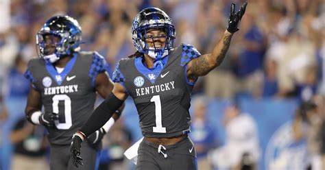 LOOK: Kentucky drops uniform combination for Mississippi State matchup ...