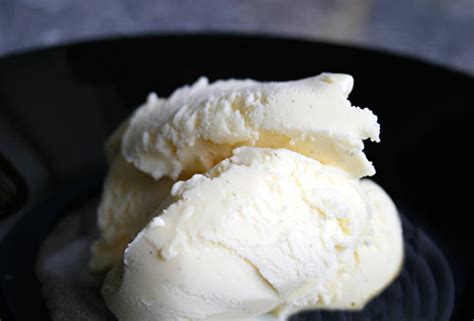 Vanilla Gelato | Italian Food Forever