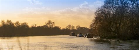 River Thames - Sunset - Pro Photography | Web Design | Retouching | Consultancy | London