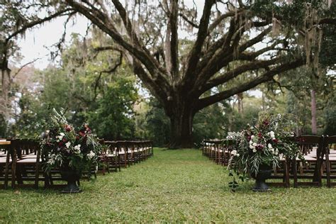 Organic Eden Gardens Wedding | Seaside, Florida | Garden wedding, Beach wedding favors, Park ...