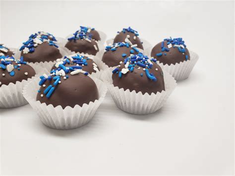 Chocolate Cake Balls | sprinklesofjoy