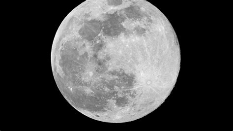 April 2024 full moon: When to see the Pink Moon in Indiana