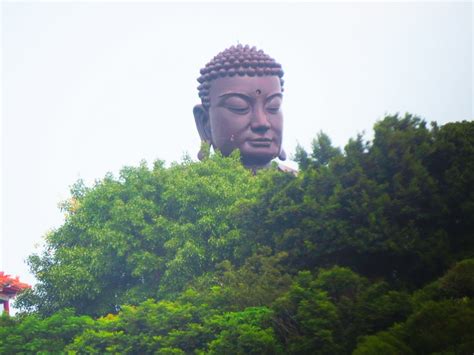 Changhua Buddha wearing grean Robe | Yifu Chiu | Flickr