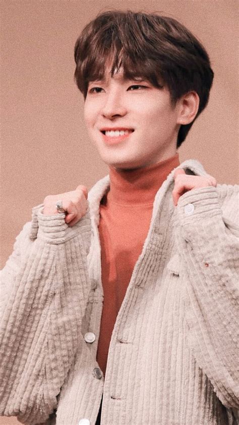 Seventeen Wonwoo Wallpapers - Wallpaper Cave