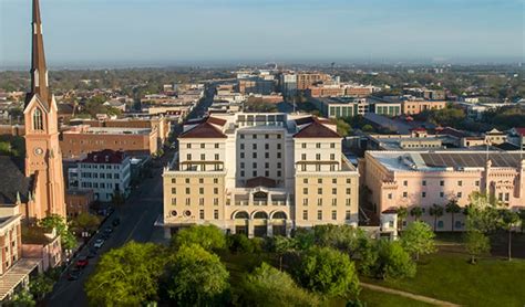 Use Hotel Bennett For A Perfect Charleston Wedding | Charleston Wedding ...