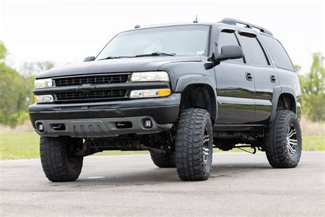 Rough Country Lift Kit Cadillac Escalade 2WD/4WD (02-06) 6" Lift - Non – Redline360