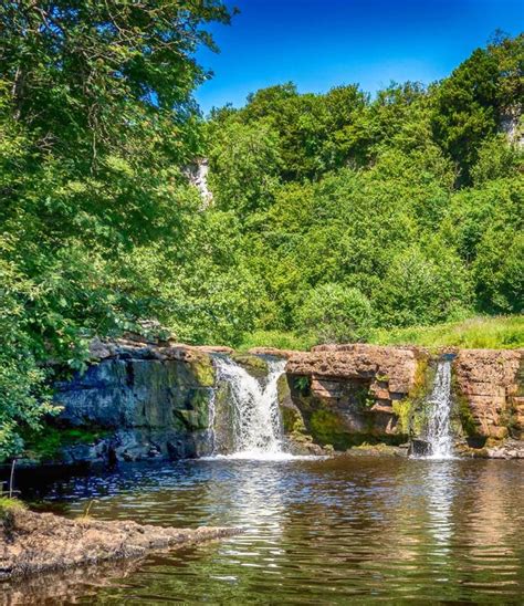 River Swale in the Yorkshire Dales. | Beautiful places, Around the ...