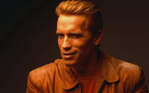 Arnold Schwarzenegger Biography