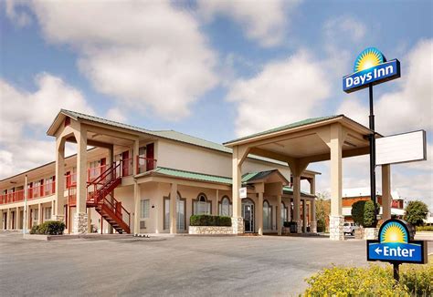 Days Inn San Angelo, TX - See Discounts