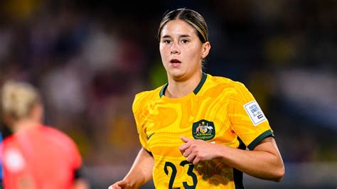 Matildas FIFA Women's World Cup star Kyra Cooney-Cross signs for Arsenal in Women's Super League ...