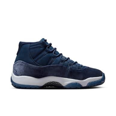 Air Jordan 11 “Midnight Navy” Delivers Velvet Vibes. Nike.com