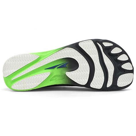 Running Shoes for Wide Feet & Width Fitting Guide at NorthernRunner.com