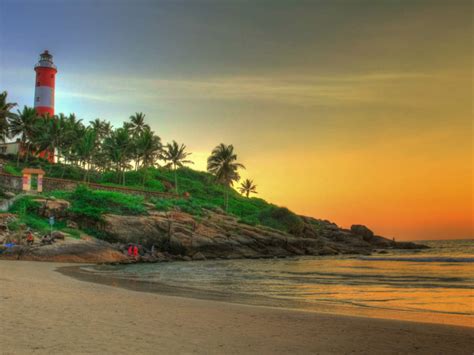 Lighthouse Beach - Kovalam: Get the Detail of Lighthouse Beach on Times of India Travel