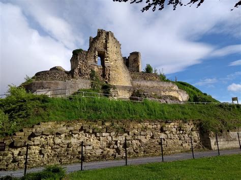 Kasteel-Ruine Valkenburg - 2022 Qué saber antes de ir - Lo más ...