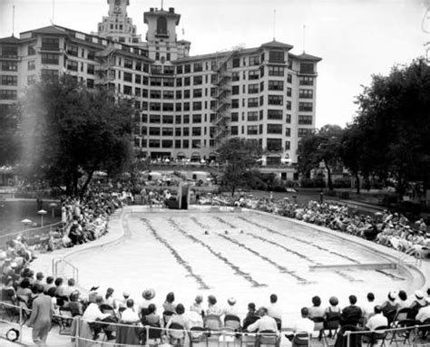 Edgewater Beach Hotel -- Chicago Tribune