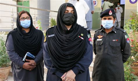 First female police station in Pakistan's southwest gives women hope for justice | Arab News PK