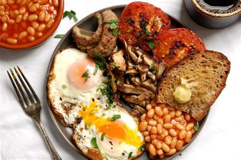 English Breakfast Recipe: How to Make a Traditional Full English