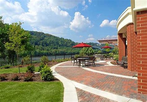 Courtyard Pittsburgh West Homestead/Waterfront - UPDATED 2018 Prices & Hotel Reviews (PA ...