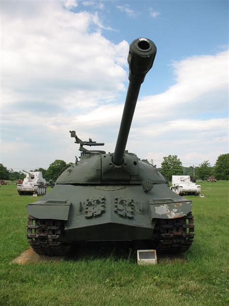 Frontal veiw of an IS-3 Heavy tank : r/TankPorn