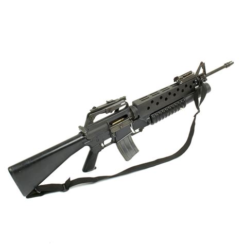 Original U.S. Vietnam War Colt M16A1 Display Gun with M203 40mm Grenade ...