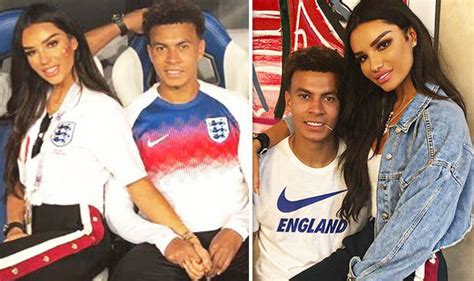 Dele Alli Girlfriend / Photos Dele Alli S Lingerie Model Girlfriend Celebrates Spurs Victory Via ...