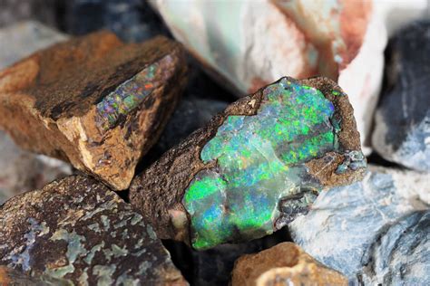 Australian Opal | Black Opal | Boulder Opal — The Opal Centre