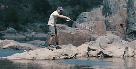 Video: Murrumbidgee fishing - Fishing World